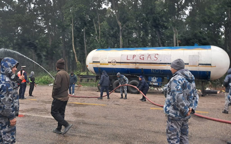 खुल्यो चन्द्रनिगाहपुर-निजगढ सडकखण्ड झण्डै २४ घण्टापछि