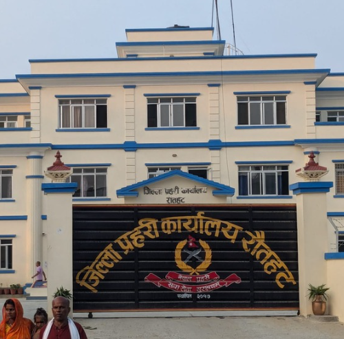 २२ जना फरार प्रतिवादी पक्राउ रौतहटमा