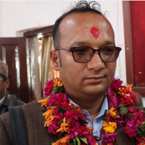 म्याग्दी नेकपाका मतदाता १२ वर्षपछि आफ्नै चिह्नमा मत खसाल्दै