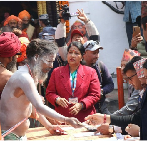 तस्बिरमा हेर्नुहोस्, महाशिवरात्रिमा आएका साधुसन्तको बिदाइ