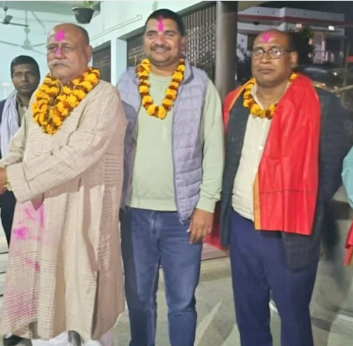 गगनले गरे स्वागत – सर्लाहीको बलरा नगरपालिकाका पूर्वमेयर कांग्रेस प्रवेश