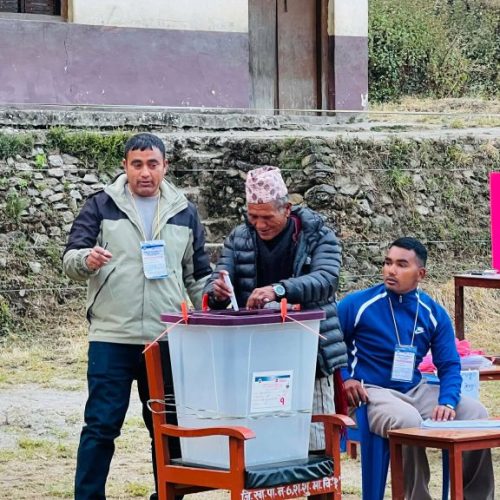 देशभरि खस्यो १०.१८ प्रतिशत मत ११ बजेसम्म