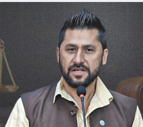 शपथ के हुन्छ रवि लामिछानेको