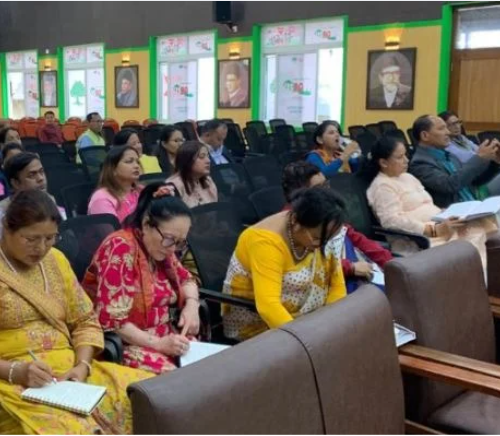 कांग्रेस सांसदहरूसँग छलफलमा सानेपामा