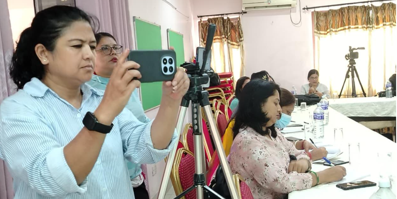 संवेदनशील ढङ्गले समाचार सम्प्रेषण गर्नुपर्नेमा जाेड – हानि तथा क्षतिका विषयमा