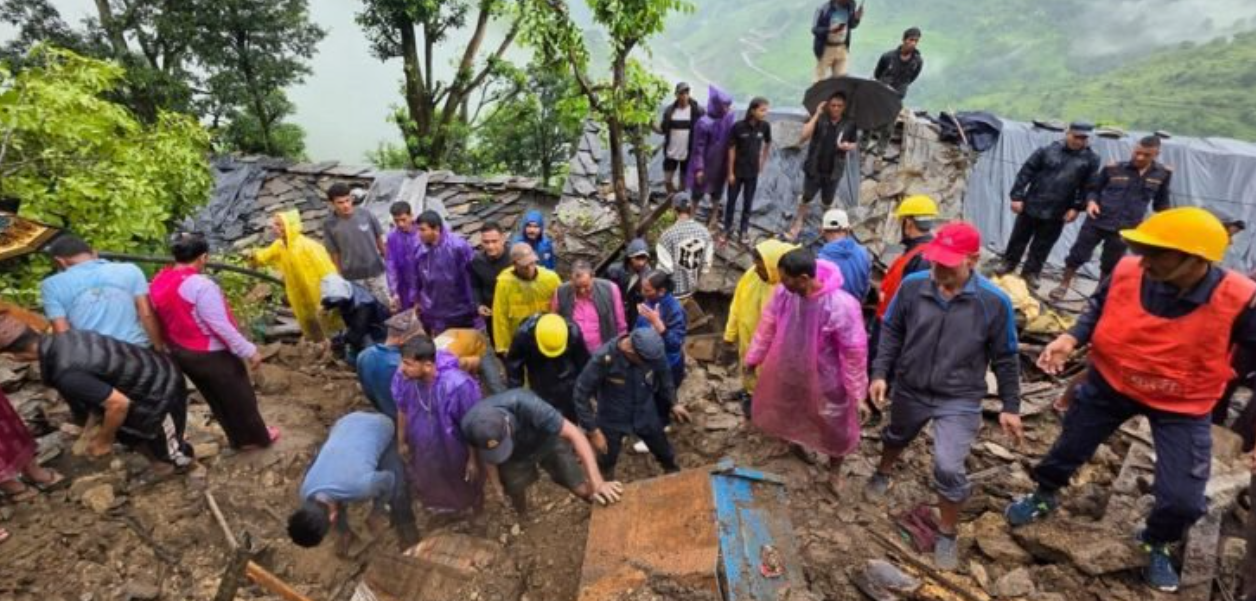 ११५ जनालाई सुरक्षित स्थानमा सारियो, पहिरोको जोखिम