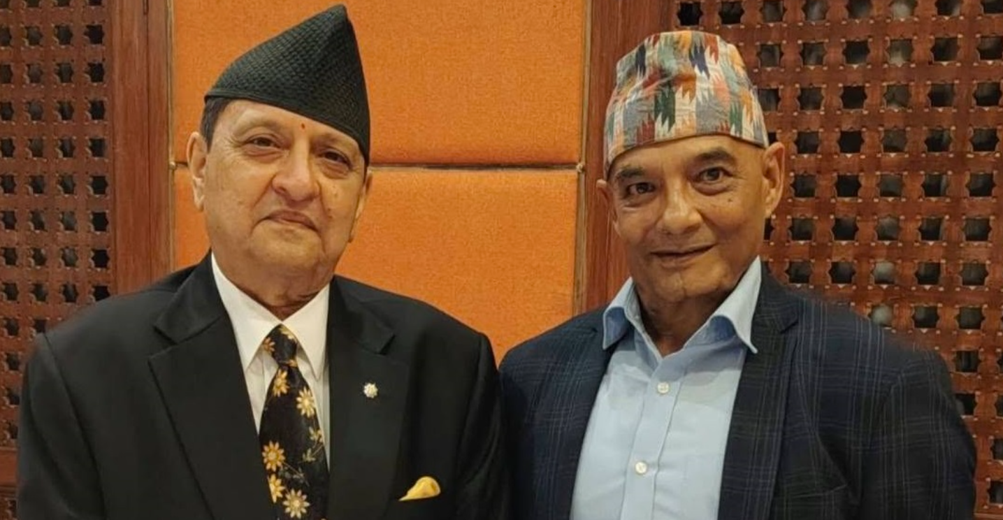 जय नेपाल पार्टीका सभापति धवल शम्शेरले गरे दुई घन्टा कुराकानी, पूर्वराजा ज्ञानेन्द्र शाहसँग