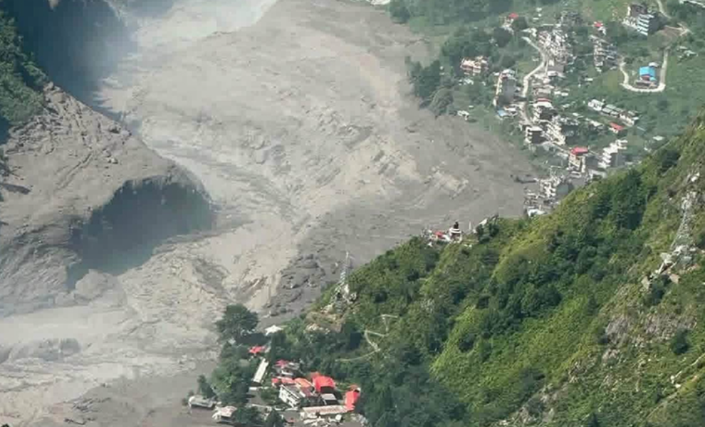 विद्युत आपूर्ति बन्द, रसुवाको बाढीले विद्युत गृह र २२० केभी सबस्टेसनमा क्षति
