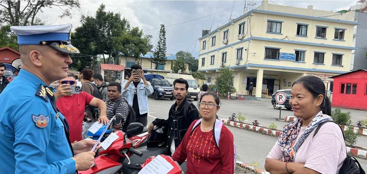 चोरीमा संलग्न १४ पक्राउ, चोरी भएका ५० मोटरसाइकल धनीको जिम्मा